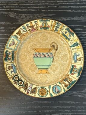 Vintage Gucci Plate with Center Urn Motif - Green & Gold